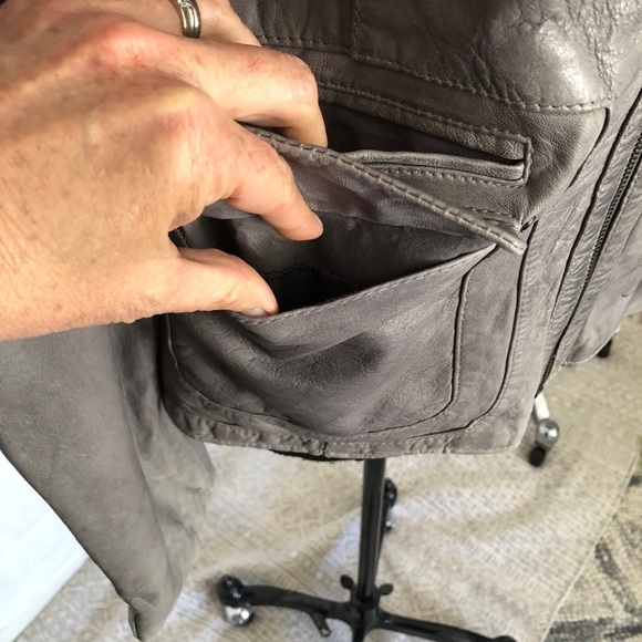 Kenneth Cole New York Grey Leather Jacket size M - Picture 4 of 11